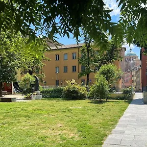 9, Centro Parme