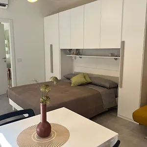 Apartment Violetta Di, Parma